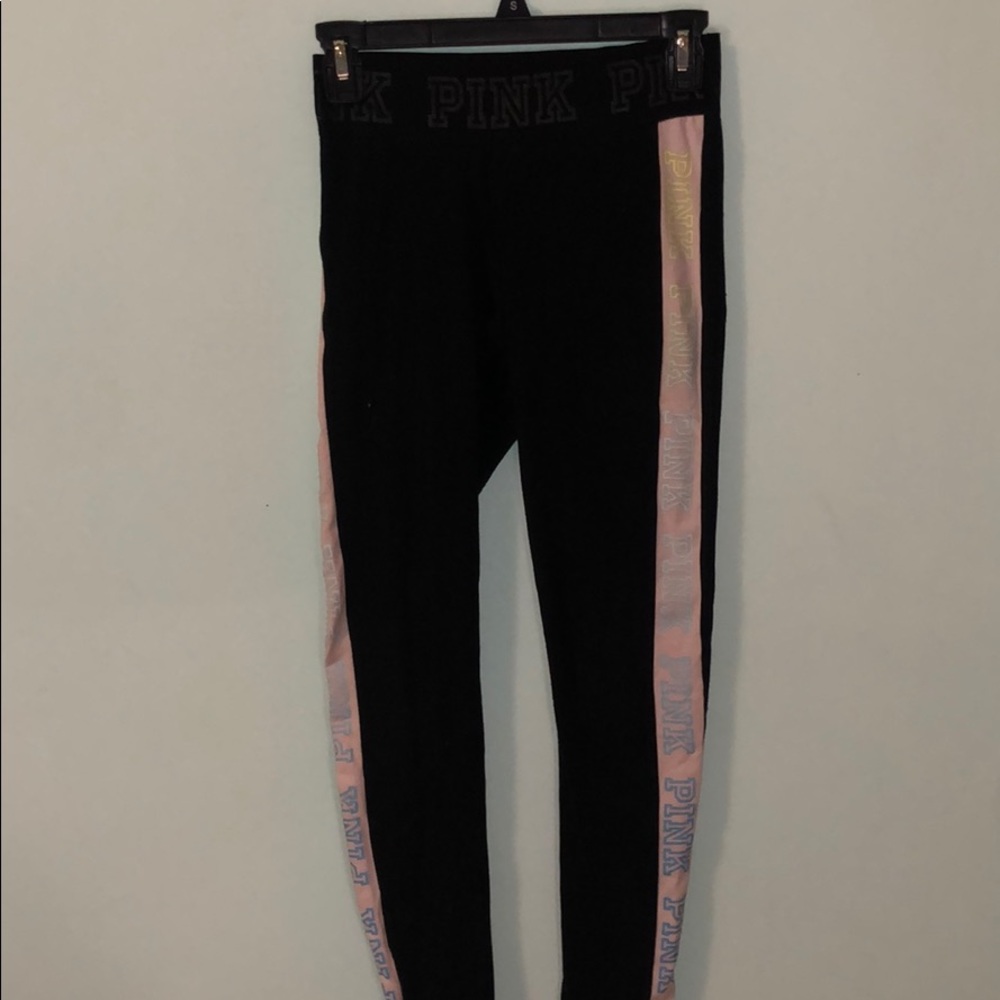 Pink athletic yoga leggings